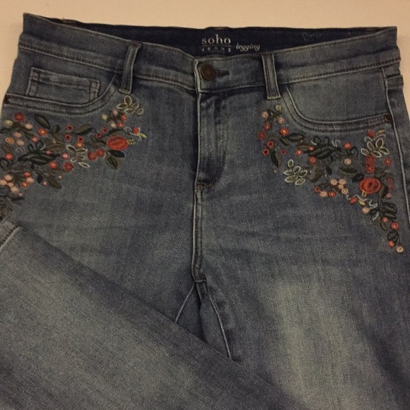 New York & Company Pants - Flower embroidered jeggings